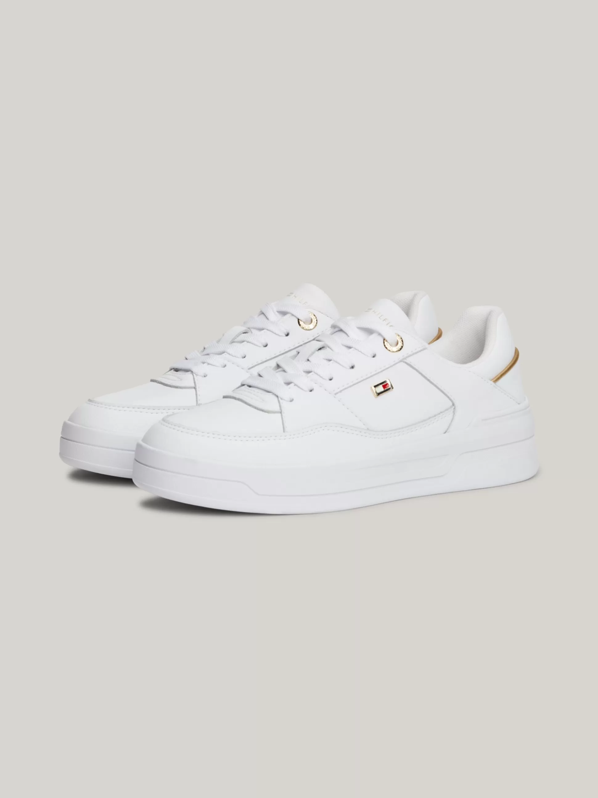 Tommy Hilfiger Sneakersy^Buty Sportowe Z Emaliowaną Flagą