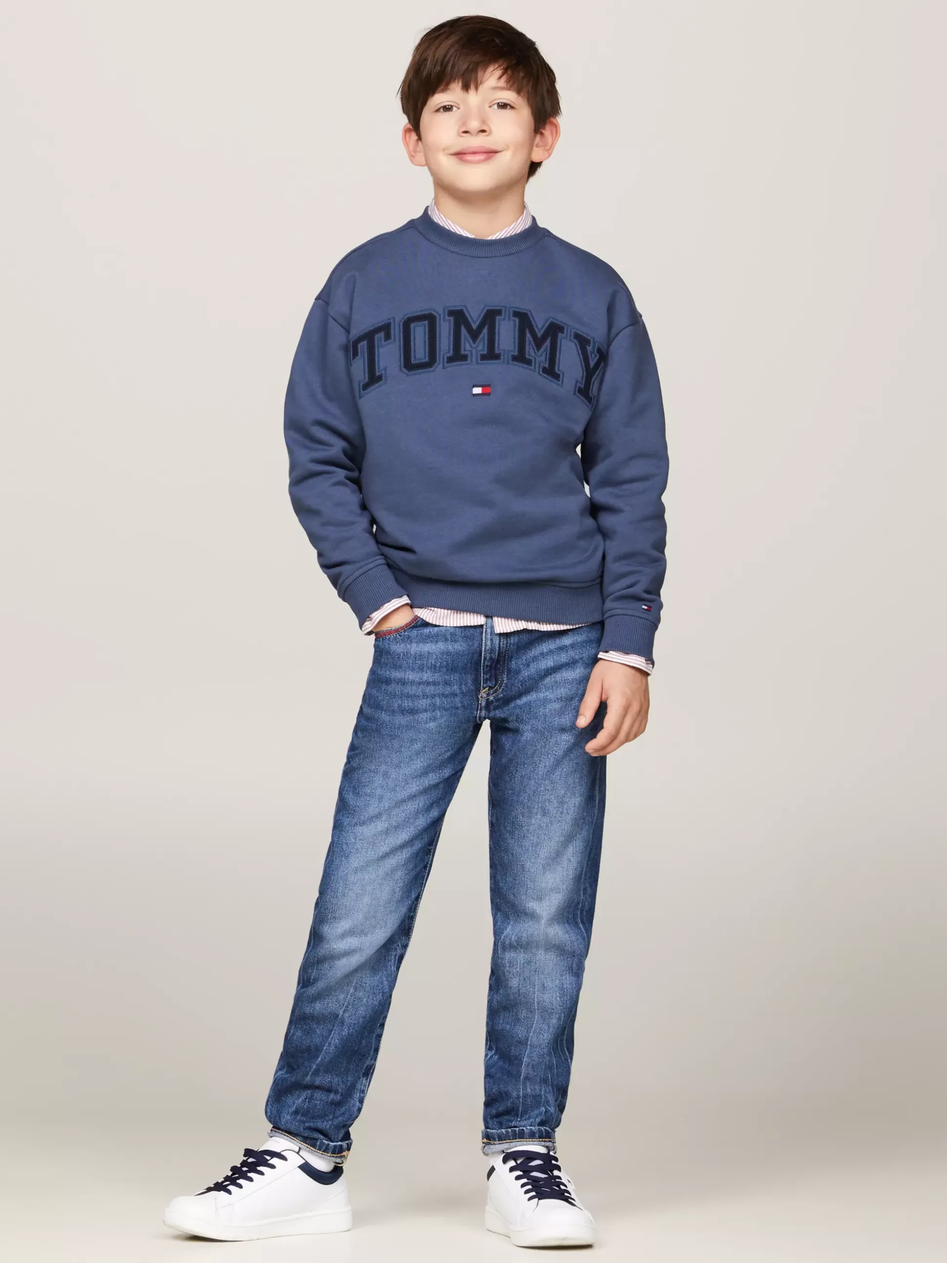 Dzieci Tommy Hilfiger Jeansy^Jeansy O Prostym Kroju Z Efektem Wyblaknięcia