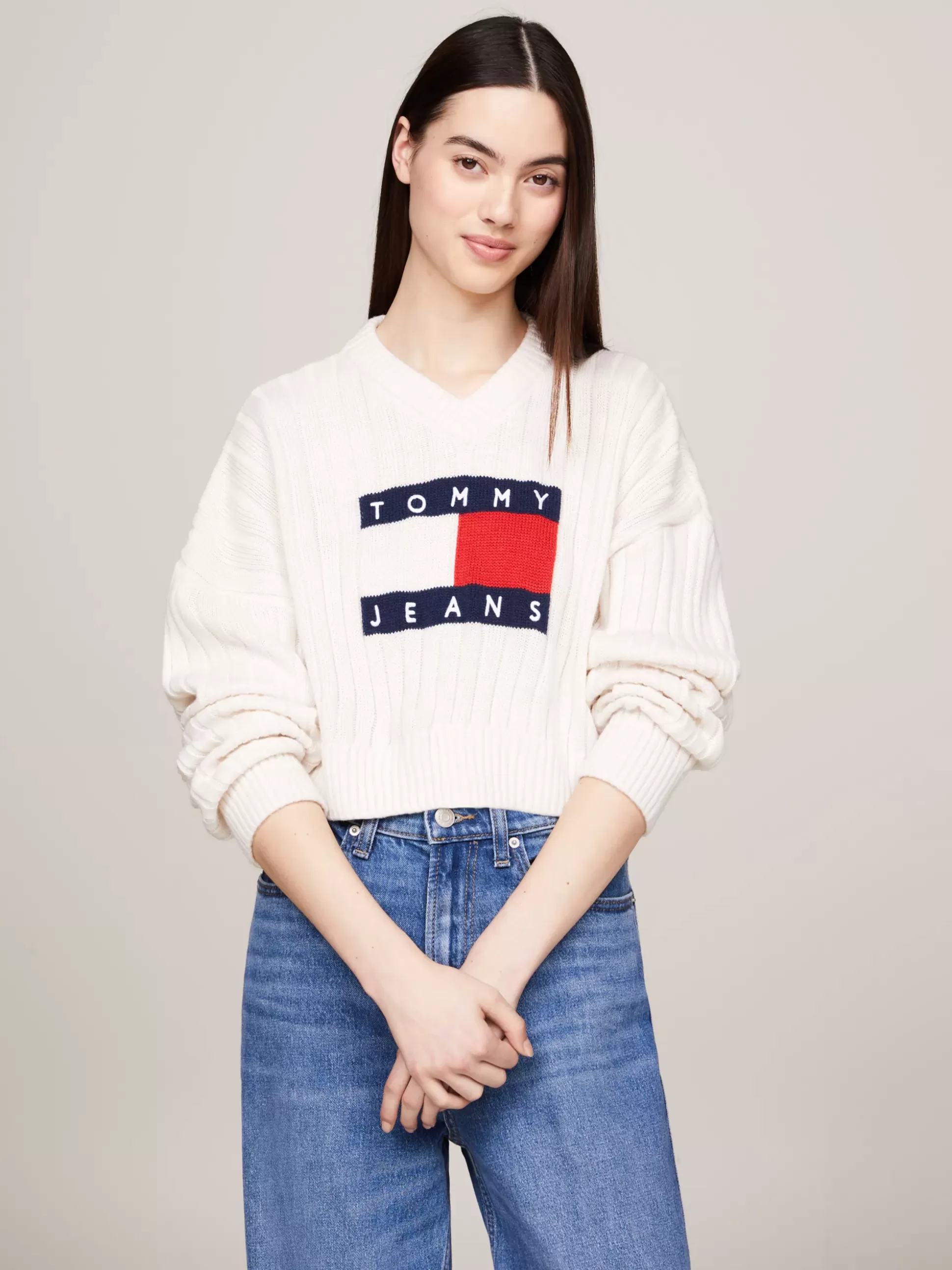 Tommy Hilfiger Swetry | Dzianina^Krótki Sweter Z Dekoltem W Szpic I Flagą Tommy