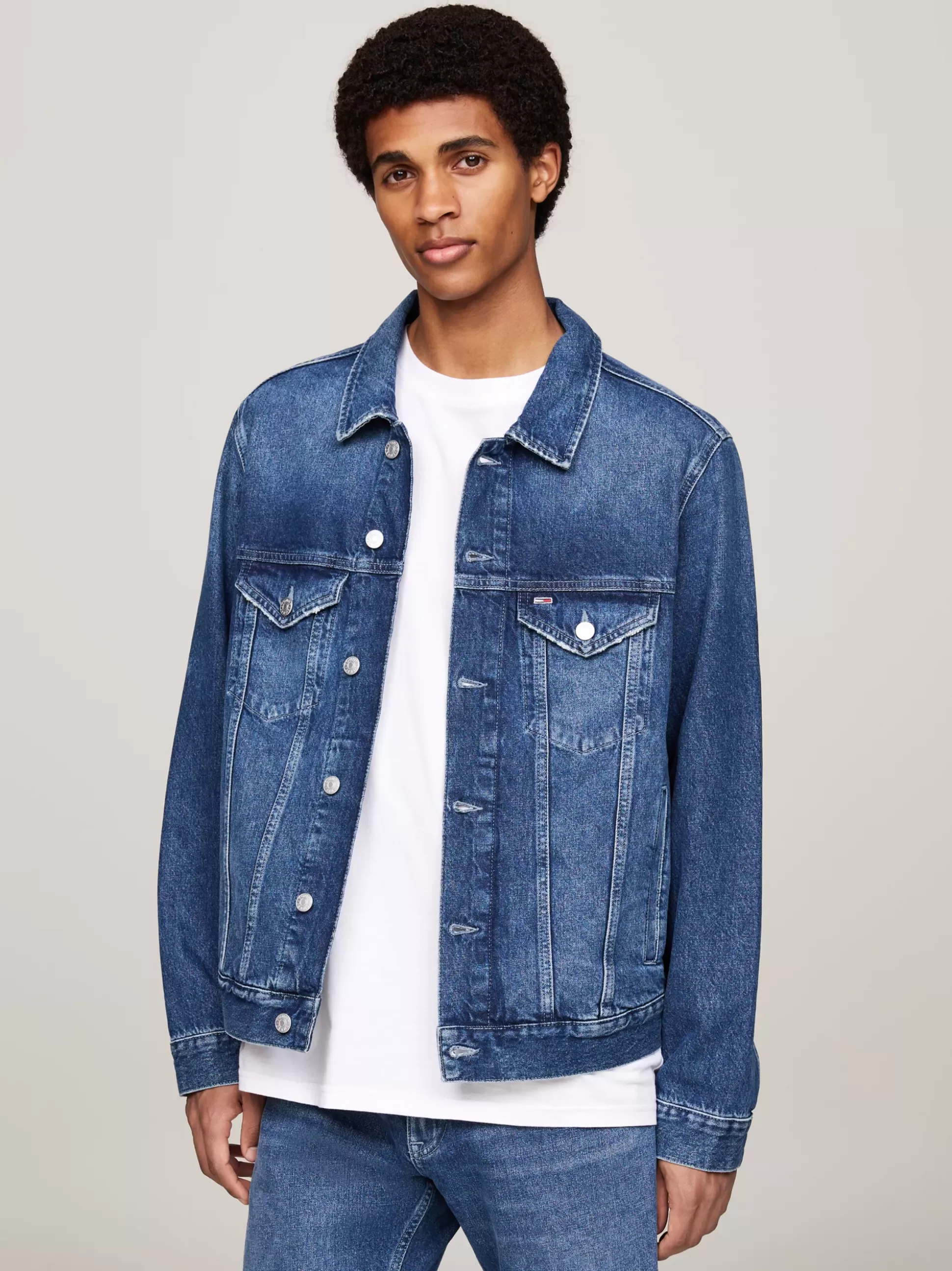 Tommy Hilfiger Kurtki & Płaszcze^Kurtka Typu Trucker Z Denimu Z Logo Z Tyłu