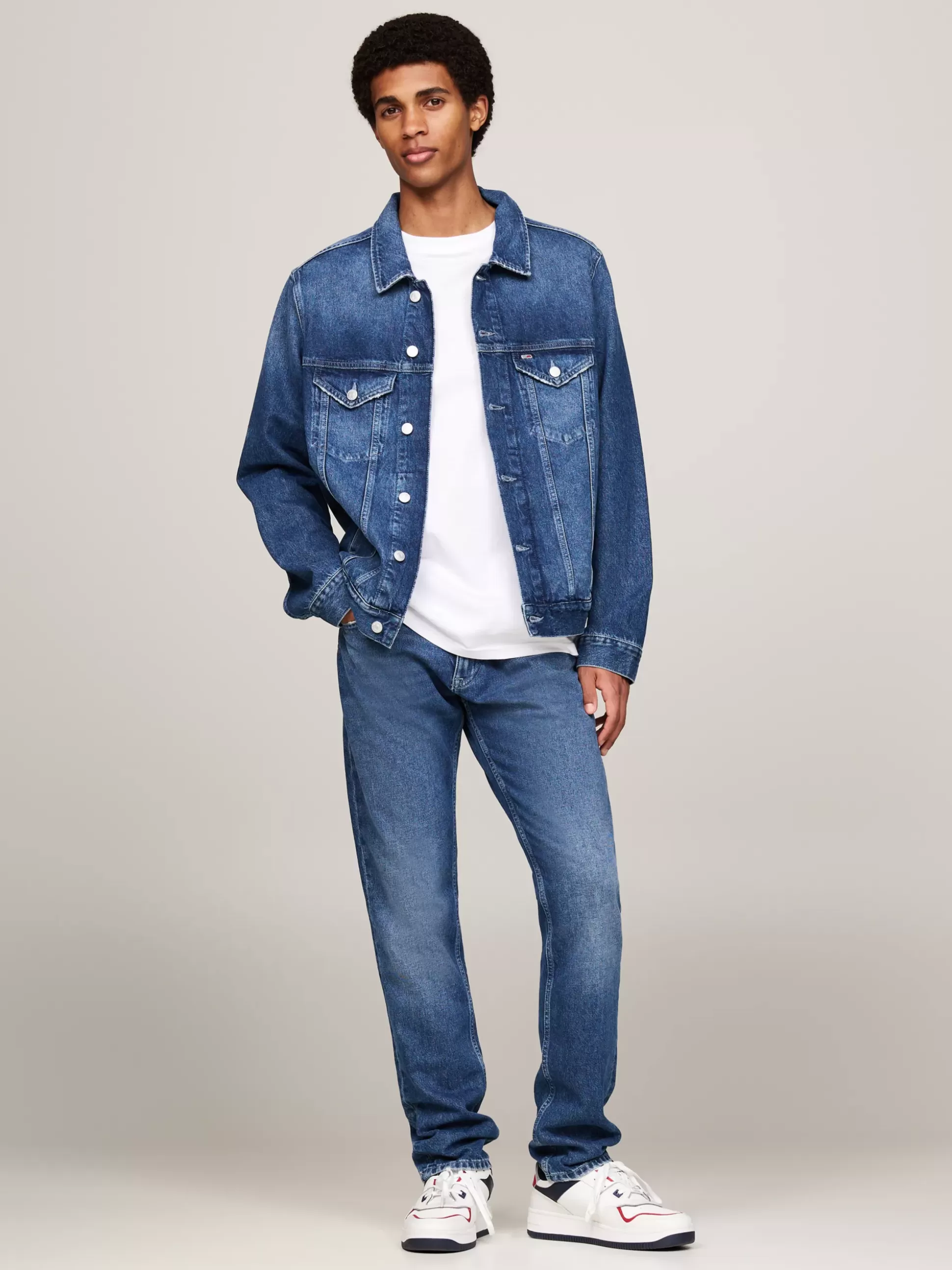 Tommy Hilfiger Kurtki & Płaszcze^Kurtka Typu Trucker Z Denimu Z Logo Z Tyłu