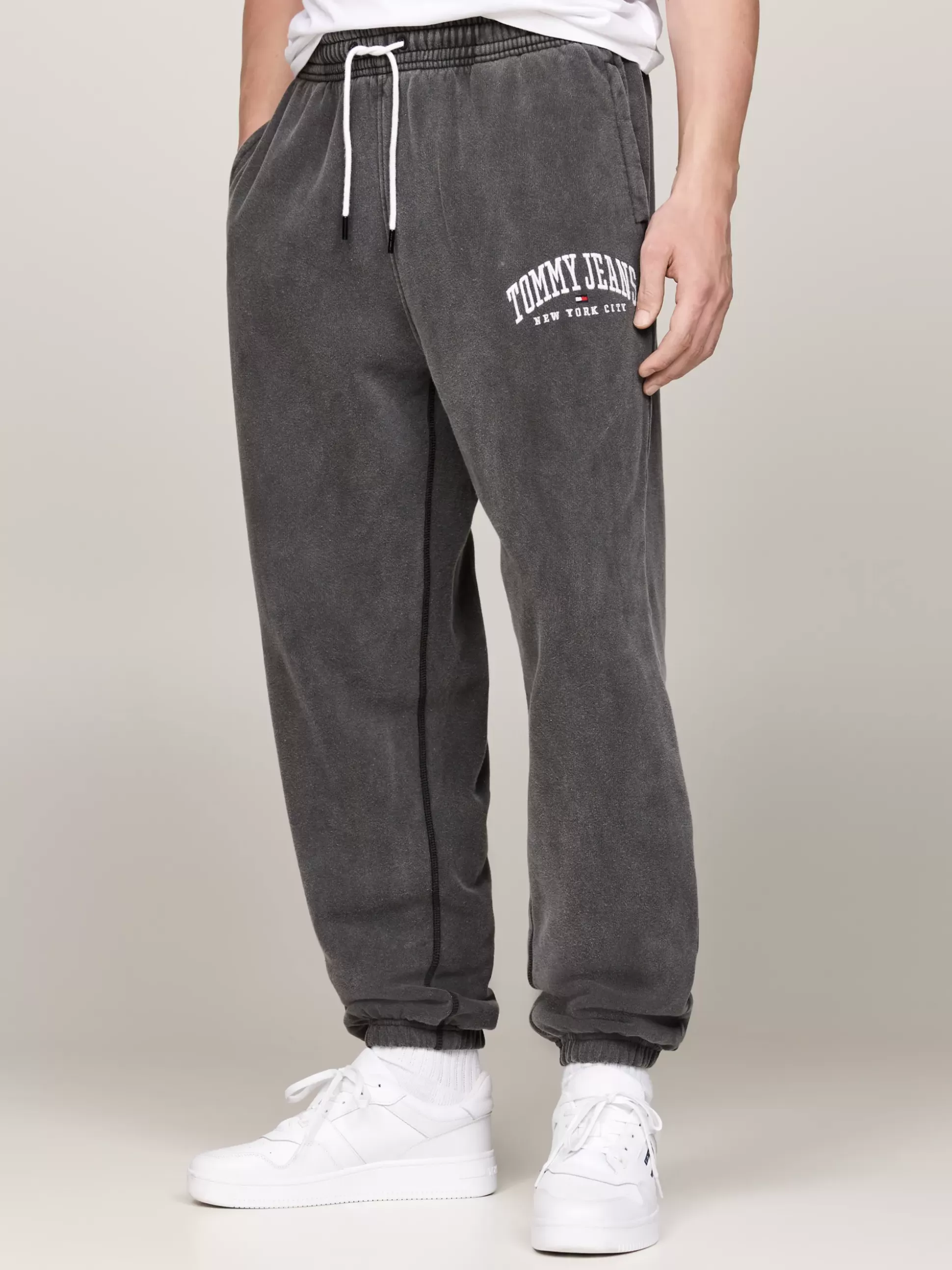 Tommy Hilfiger Spodnie^Luźne Joggery W Uczelnianym Stylu