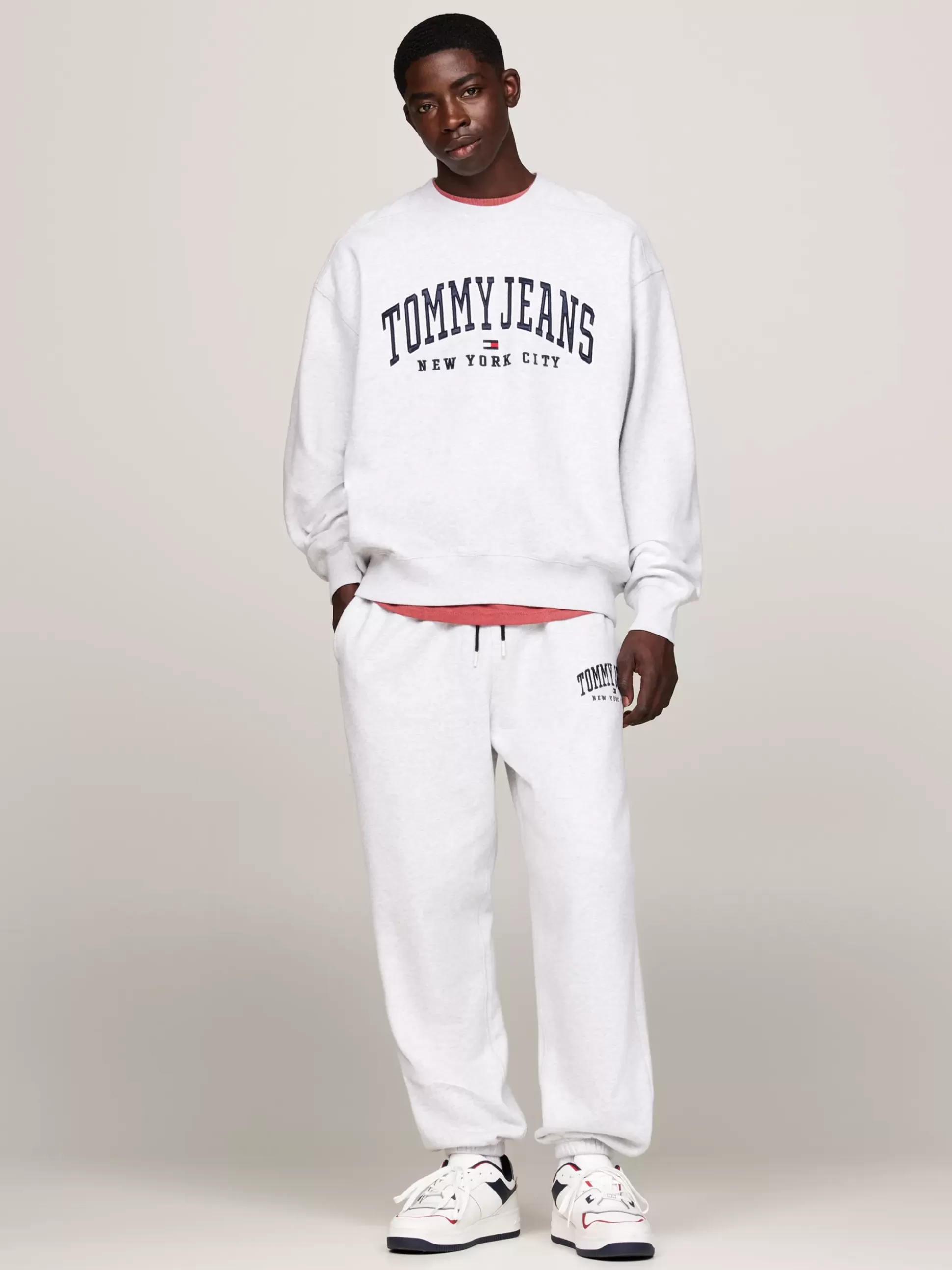 Tommy Hilfiger Spodnie^Luźne Joggery W Uczelnianym Stylu