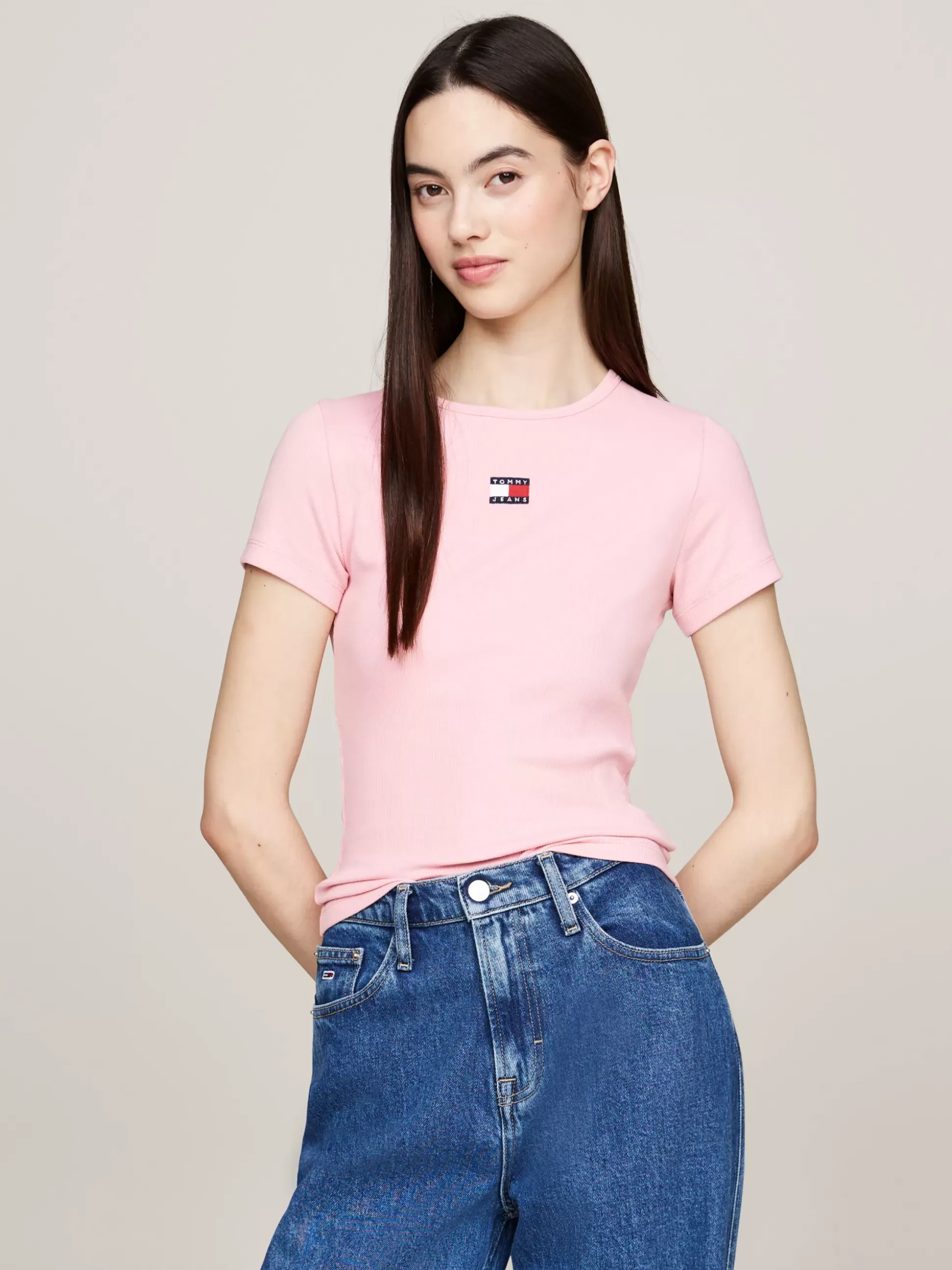 Tommy Hilfiger T-Shirty^Prążkowany T-shirt Z Naszywką Tommy