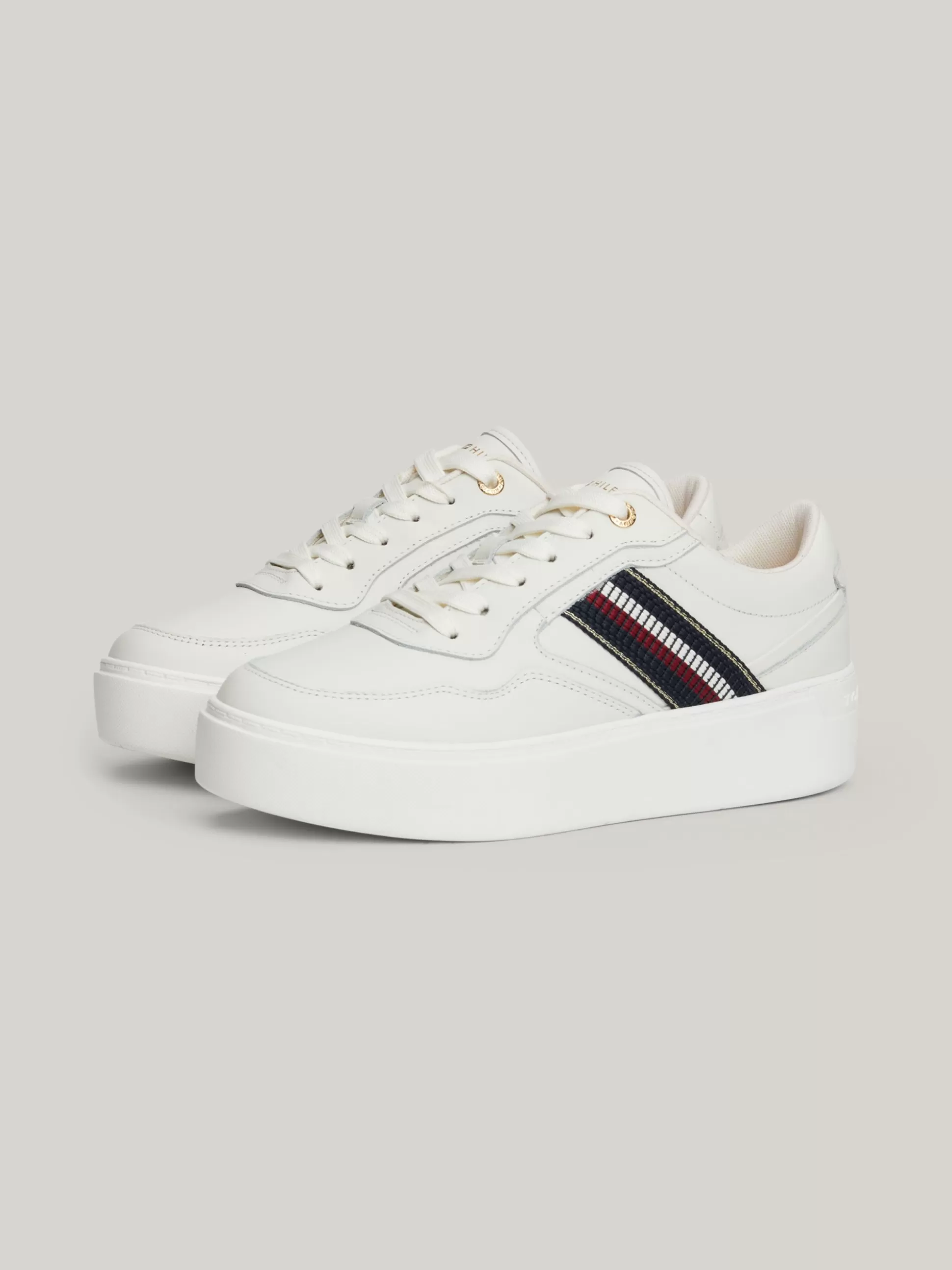 Tommy Hilfiger Sneakersy^Skórzane Buty Sportowe Z Sygnowaną Taśmą