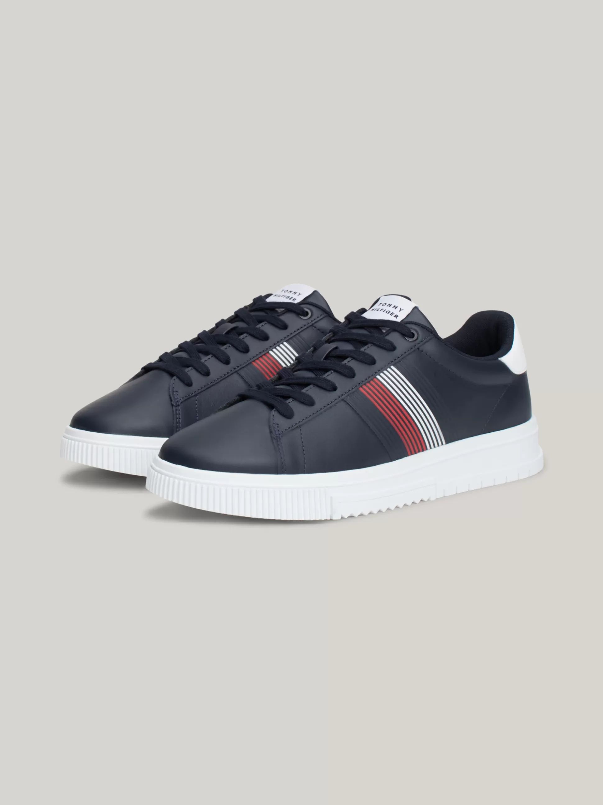 Tommy Hilfiger Sneakersy^Skórzane Tenisówki Z Kontrastowym Zapiętkiem