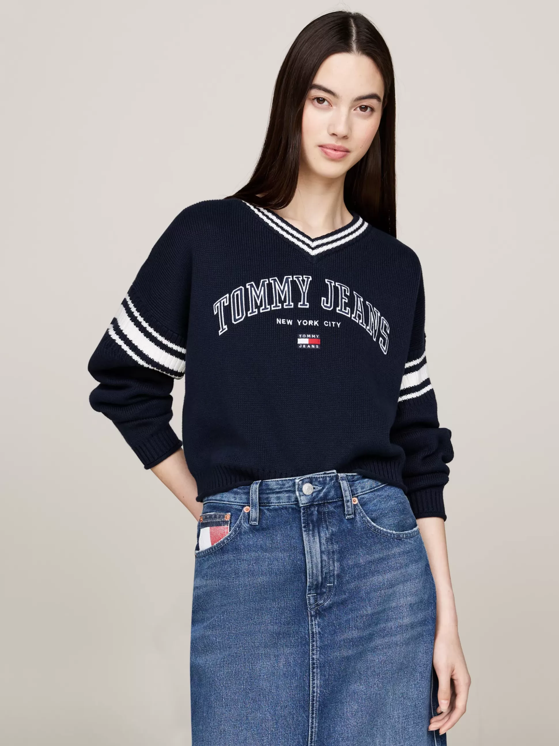 Tommy Hilfiger Swetry | Dzianina^Sweter W Stylu Varsity Z Dekoltem W Szpic