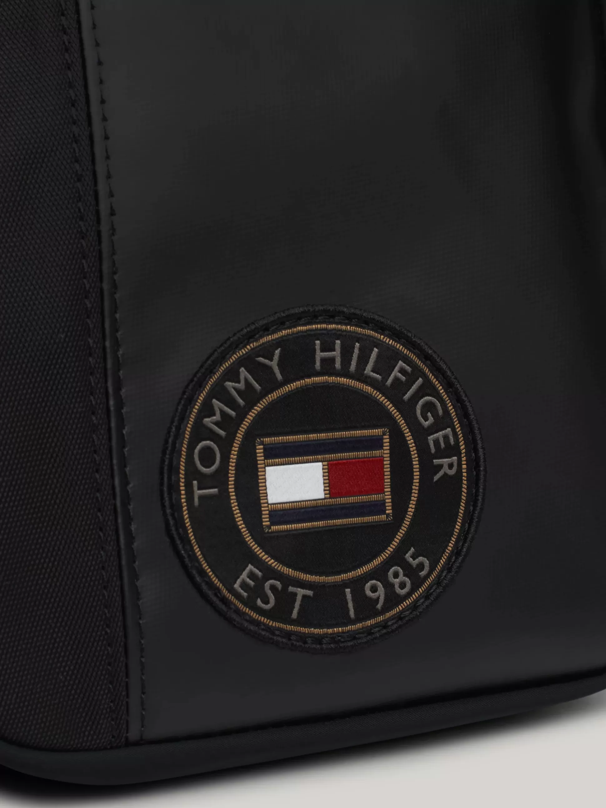 Tommy Hilfiger Torebki Na Pasku^Torba Typu Reporter O Mieszanej Fakturze