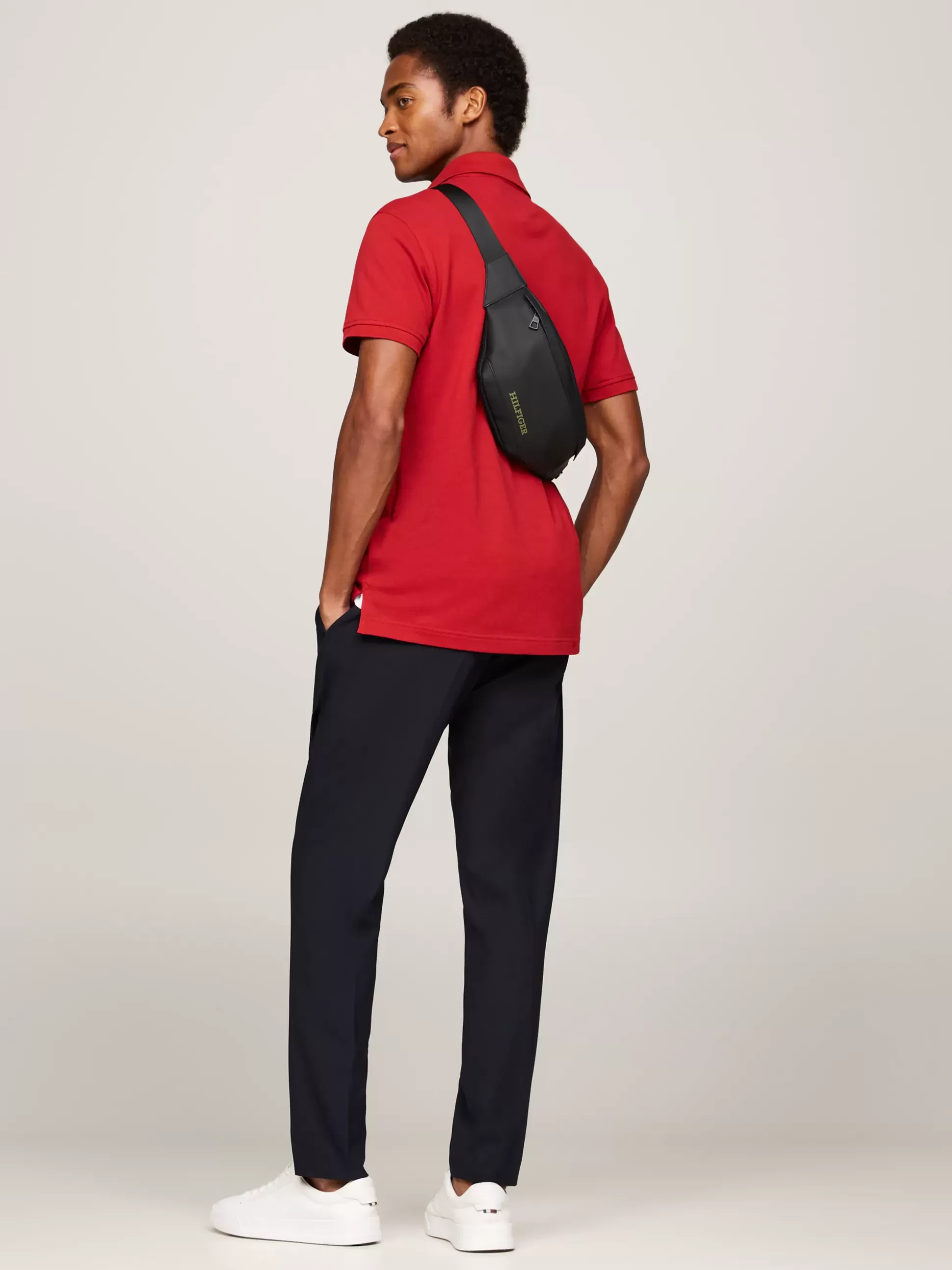 Tommy Hilfiger Torebki Na Pasku^Torebka Typu Nerka Z Blokami Kolorów