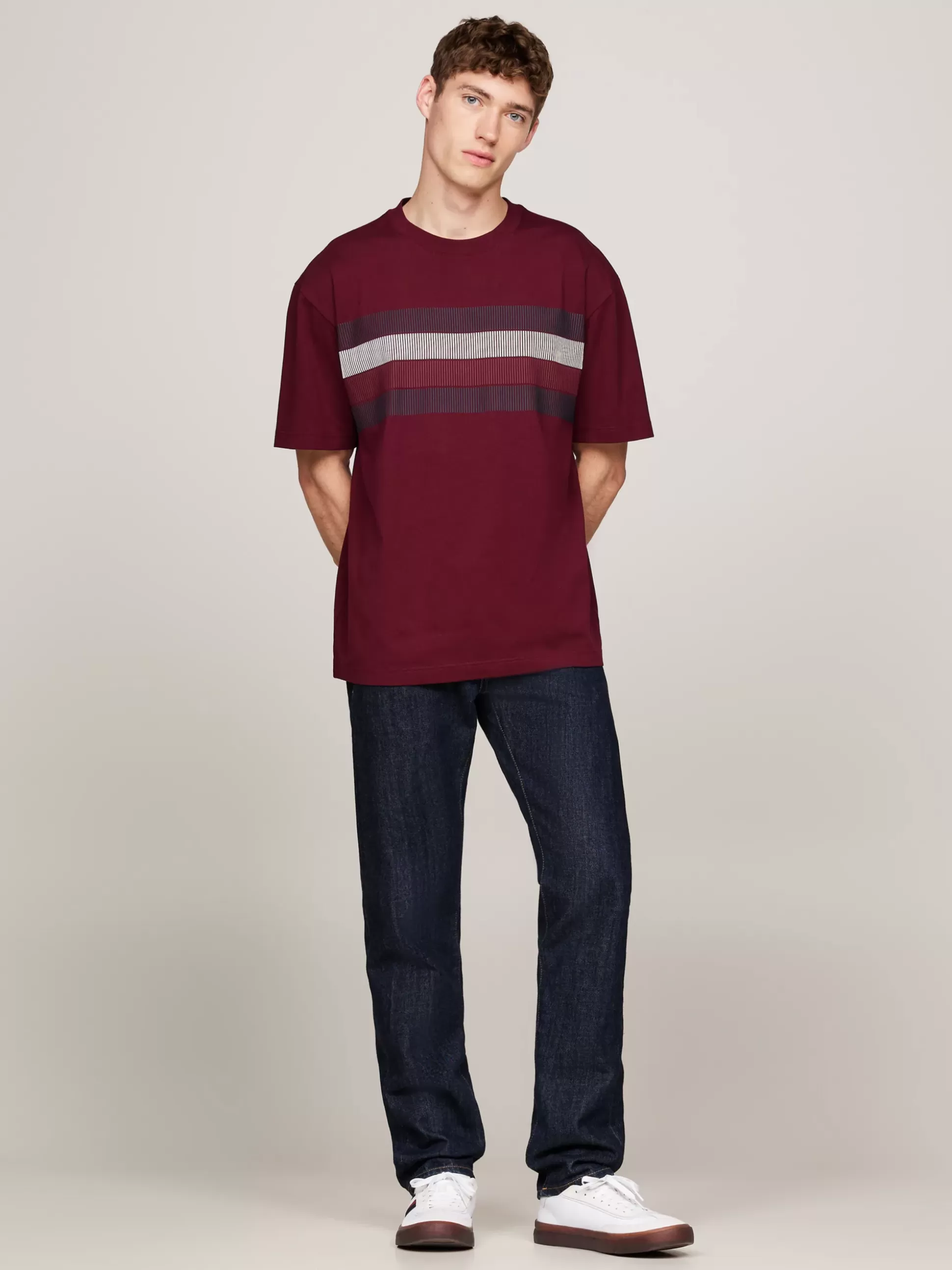 Tommy Hilfiger T-Shirty^T-shirt O Luźnym Kroju Z Cieniowaną Flagą