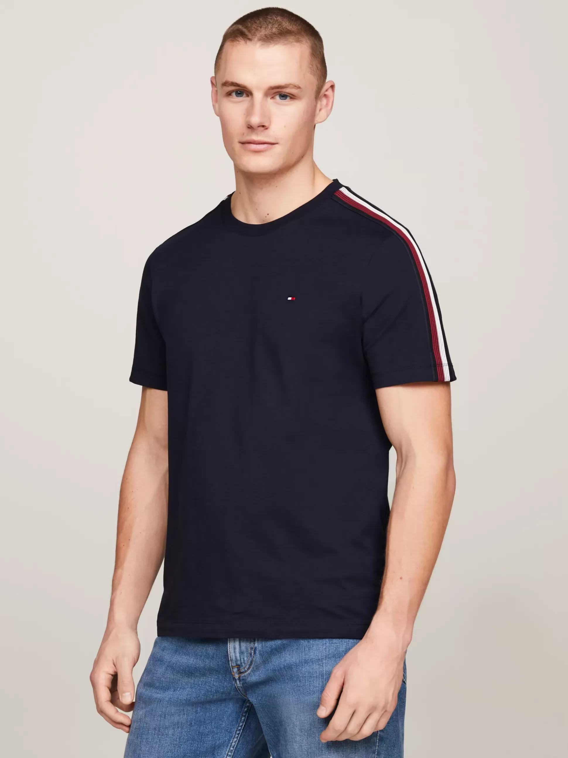 Tommy Hilfiger T-Shirty^T-shirt Z Cieniowanym Sygnowanym Wzorem