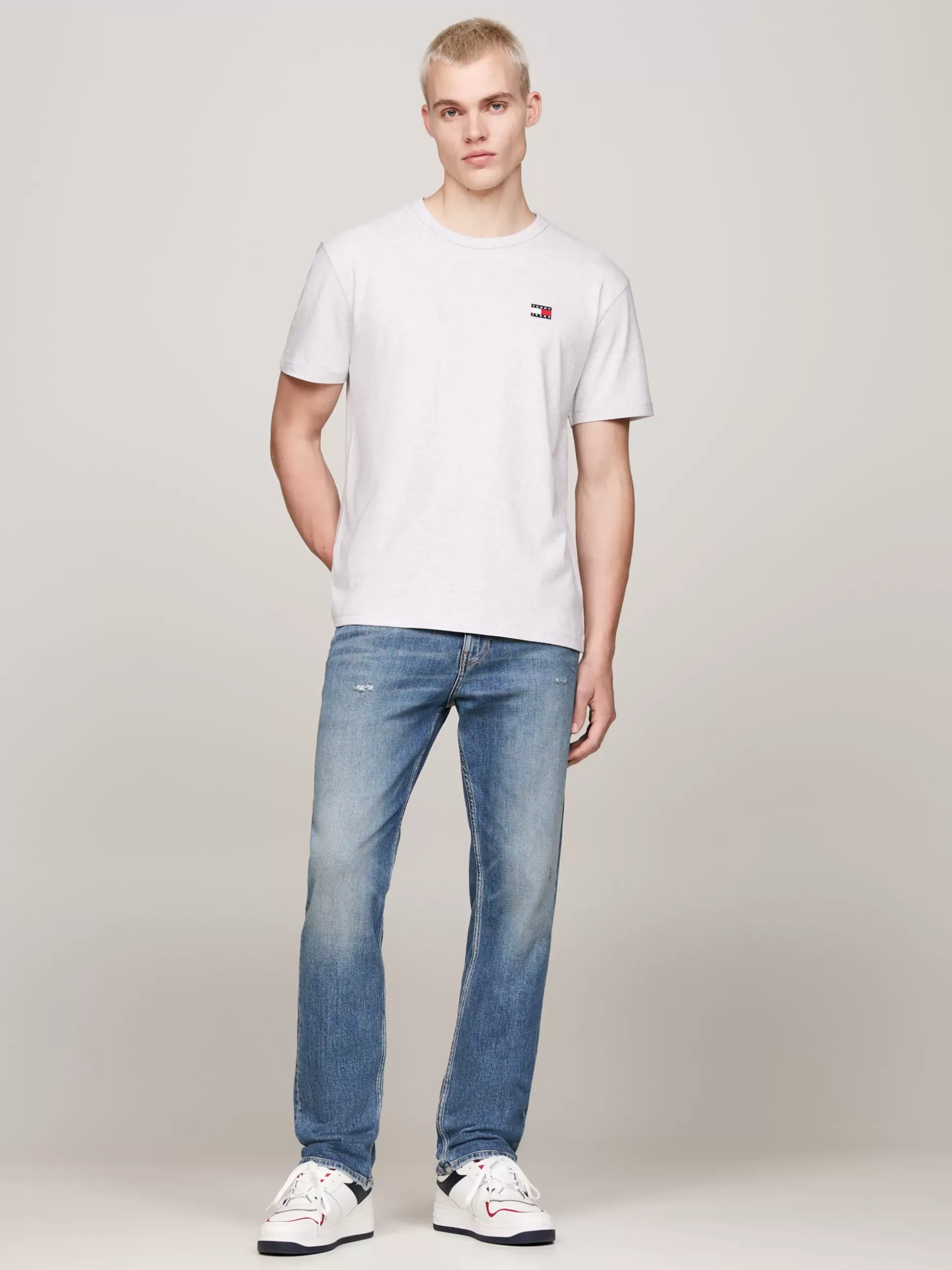 Tommy Hilfiger T-Shirty^T-shirt Z Okrągłym Dekoltem I Naszywką Tommy