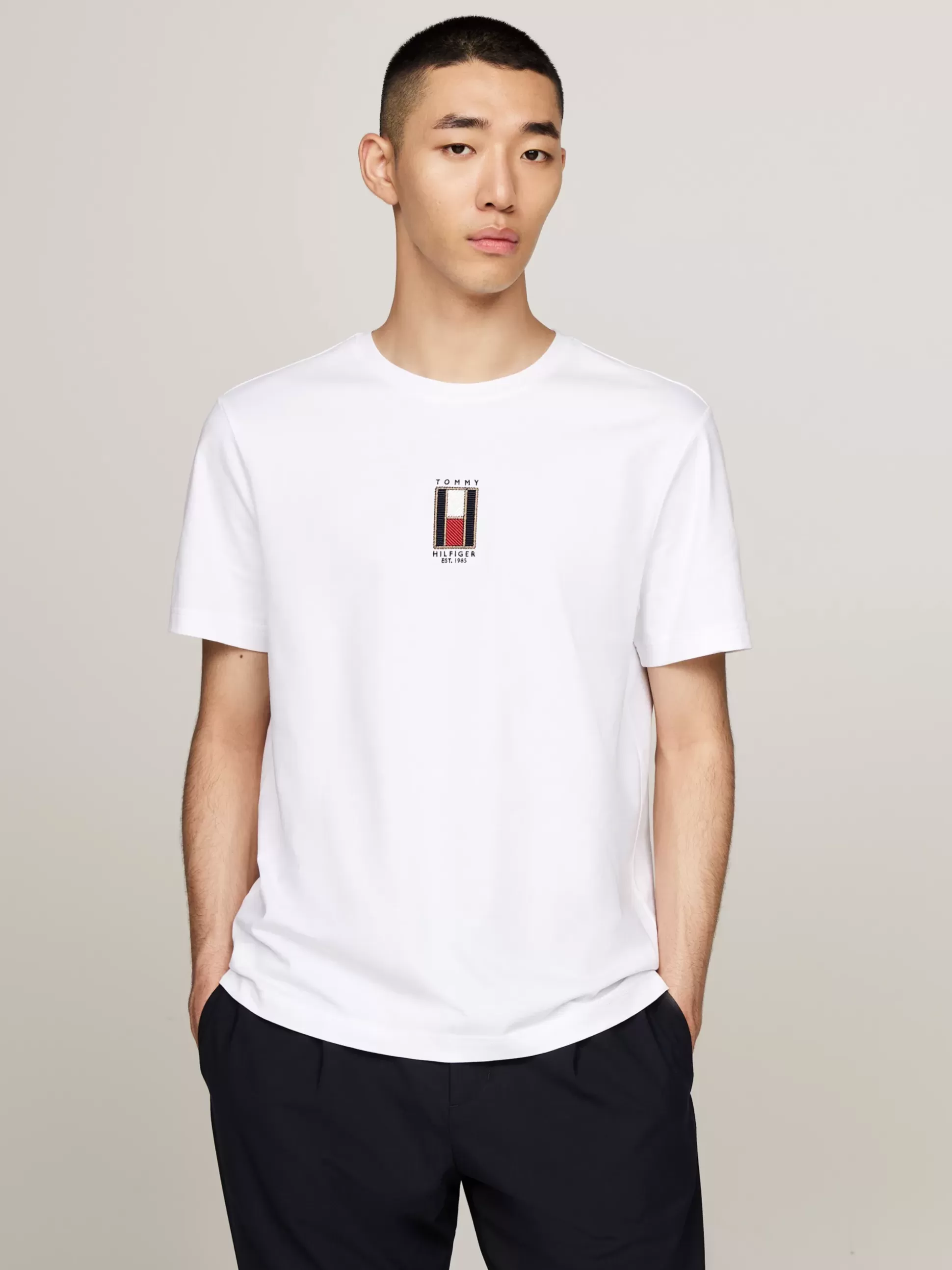 Tommy Hilfiger T-Shirty^T-shirt Z Wyhaftowaną Pionowo Flagą