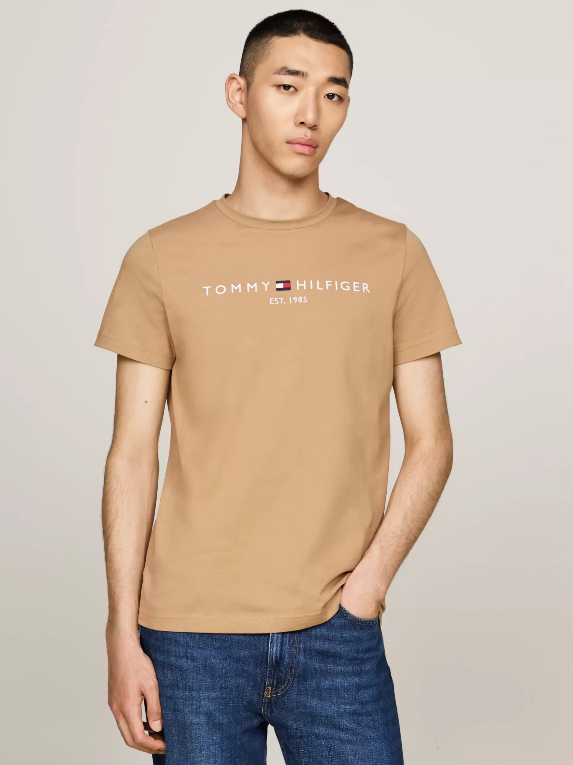 Tommy Hilfiger T-Shirty^Wąski T-shirt Z Wyhaftowanym Logo